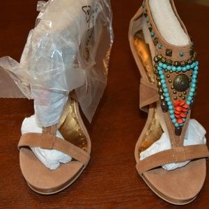 Nine West NWT Brown leather heels